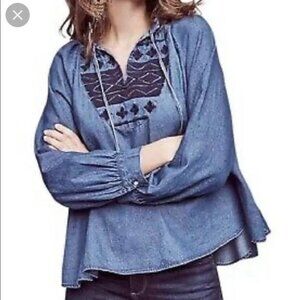 Ne Quittez Pas Anthropologie Top Size Small Peasant Denim Embroidered Blouse Tas
